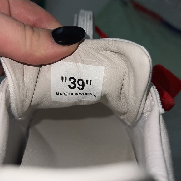 OFF-WHITE SNEAKERS size 39 WORN ONE TIME - Picture 5 of 6